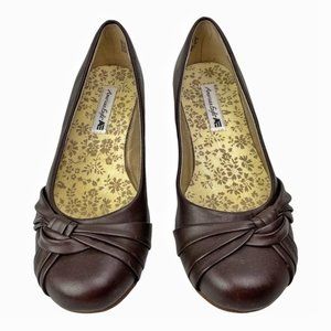 American Eagle Ballet Flat Shoes Size 6